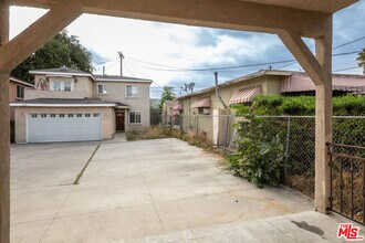 339 Newland St in Los Angeles, CA - Building Photo - Building Photo