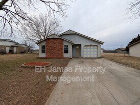 316 S Ave E in Collinsville, OK - Building Photo