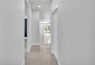 1119 Ansin St in Punta Gorda, FL - Building Photo - Building Photo