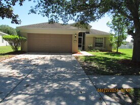 14703 Wake Robin Dr in Brooksville, FL - Building Photo
