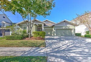 5943 Jasper Glen Dr in Fish Hawk, FL - Building Photo