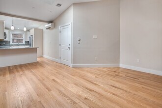 16 S Division St, Unit 2B in Peekskill, NY - Building Photo - Building Photo