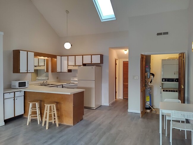 property at 500 Fairway Village Dr