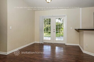 1052 Mosaic St in North Port, FL - Building Photo - Building Photo