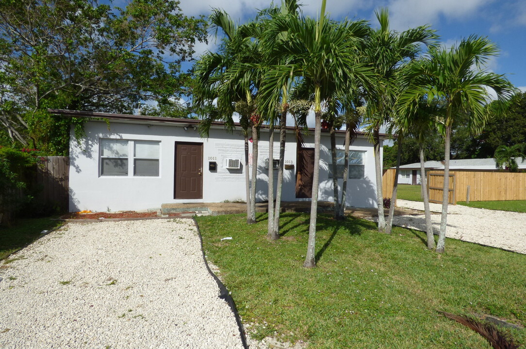 1011 NW 4th Ave in Fort Lauderdale, FL - Building Photo