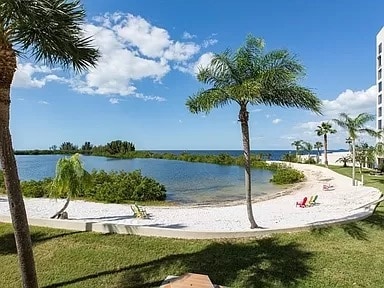 5915 Sea Ranch Dr, Unit 314 in Hudson, FL - Building Photo - Building Photo