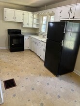 114 S Center St in Bardstown, KY - Building Photo - Building Photo