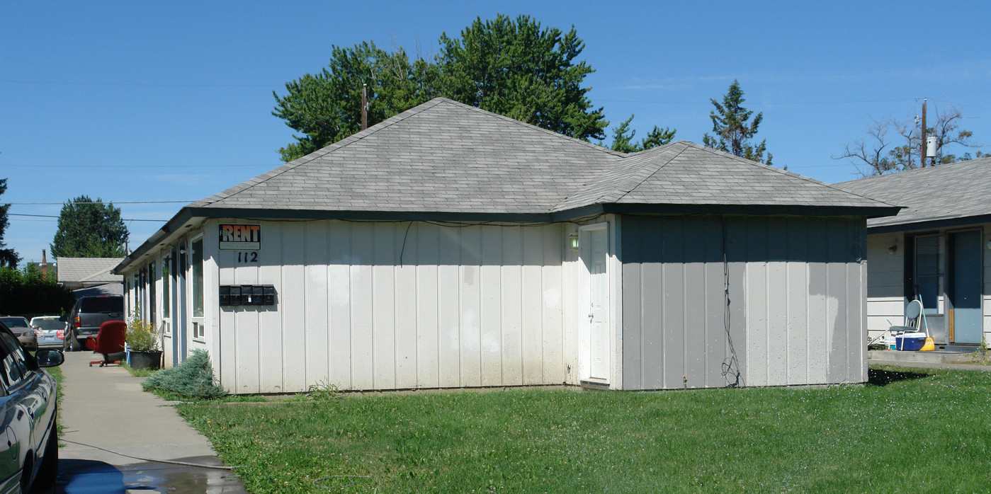 112 N 9th St in Yakima, WA - Building Photo