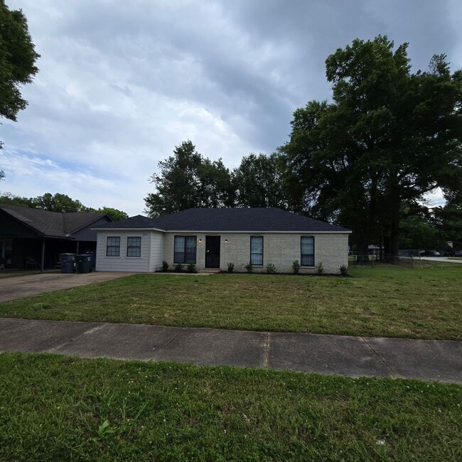 property at 4752 Kristy Cove