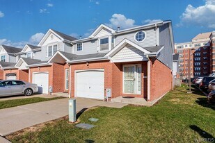 319 King Peterson Rd in Buffalo, NY - Building Photo