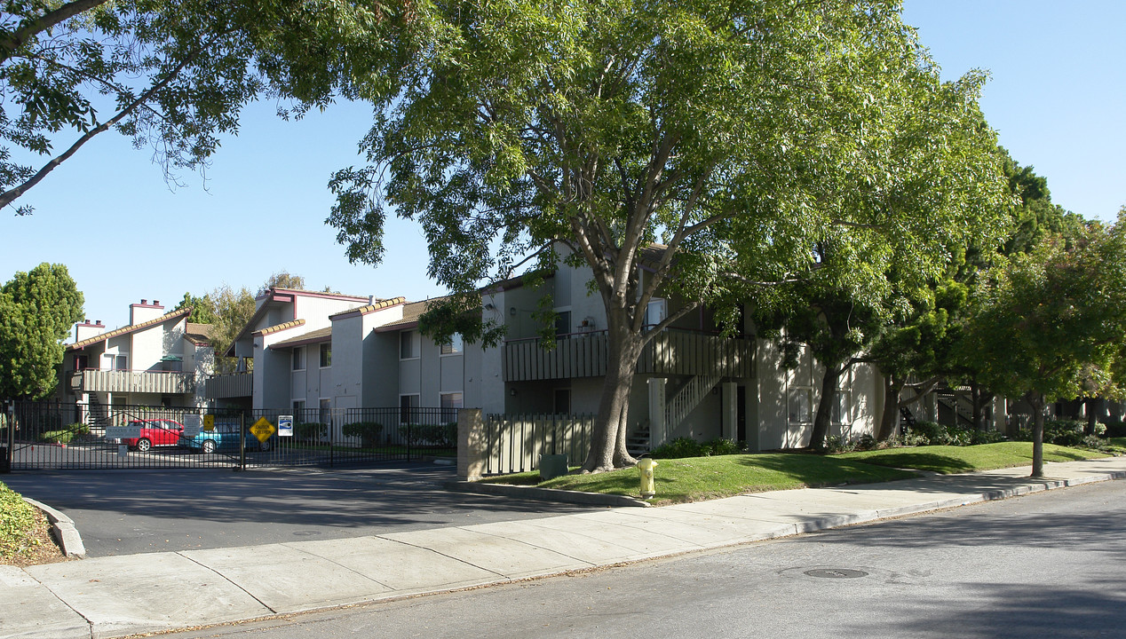 35050 Lido Blvd in Newark, CA - Building Photo