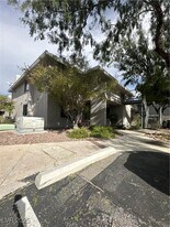 2807 Tulip Ct in Henderson, NV - Building Photo