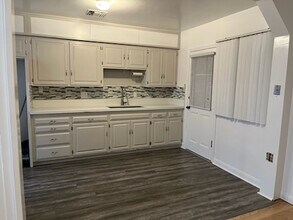 1712 N Pepper St in Burbank, CA - Building Photo - Building Photo