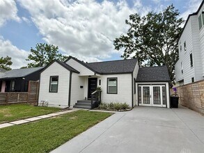 114 E 23rd St in Houston, TX - Building Photo - Building Photo