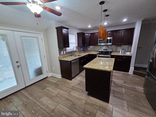 10442 Storch Turn in Lanham, MD - Building Photo - Building Photo