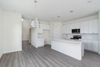 174 14th Ave in Longwood, FL - Building Photo - Building Photo