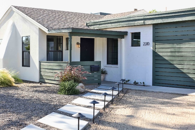 property at 2310 E Virginia Ave