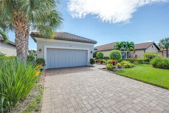 9126 Trivoli Ter in Naples, FL - Building Photo - Building Photo