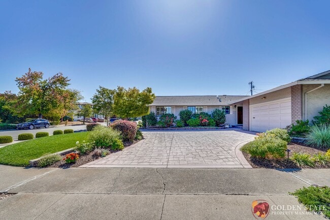 property at 20190 Lynton Ct