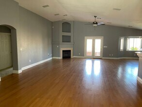 3716 W Razorbill Ct in North Las Vegas, NV - Building Photo - Building Photo