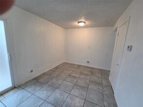 401 SE 12th St, Unit 156 in Moore, OK - Building Photo - Building Photo