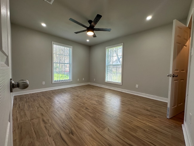 property at 1025 E Tennie St