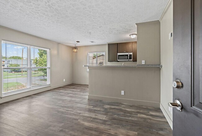 property at 5160 Linbar Dr