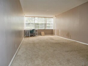 6500 Cypress Rd, Unit 410 in Plantation, FL - Building Photo - Building Photo