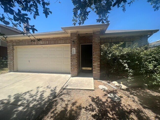 149 Maplewood N in Kyle, TX - Building Photo - Building Photo