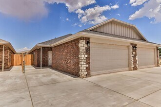 1220 Preston Trails in Wolfforth, TX - Building Photo - Building Photo