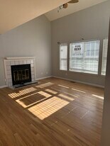 6741 S Ivy Way, Unit A1 in Centennial, CO - Building Photo