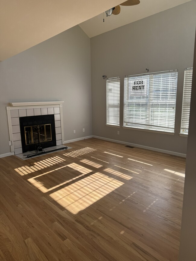 property at 6741 S Ivy Way