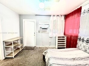 106 Harvard Rd in West Park, FL - Building Photo - Building Photo