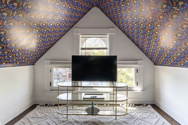 1382 Burdette Ave, Unit ID1056112P in Cincinnati, OH - Building Photo - Building Photo