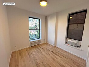 139 W 83rd St in New York, NY - Building Photo - Building Photo