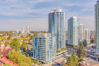 Northwest - East Tower in Vancouver, BC - Building Photo - Building Photo