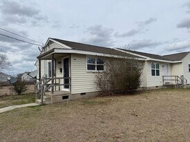 313 Starling St in Jacksonville, NC - Building Photo