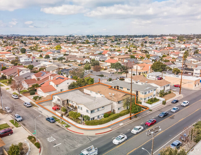 23315-23323 Arlington Ave in Torrance, CA - Building Photo - Primary Photo