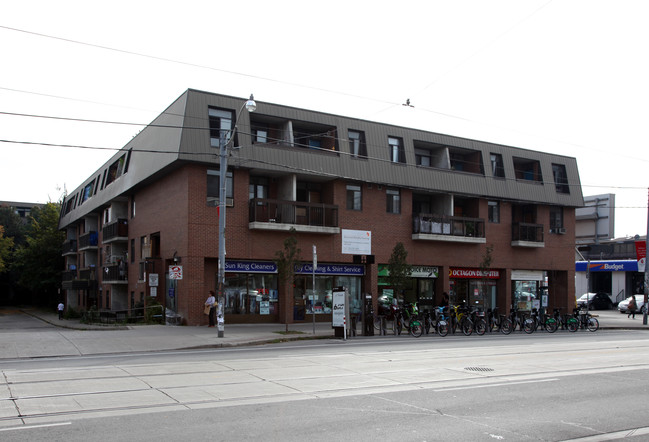 Kensington Manor in Toronto, ON - Building Photo - Building Photo