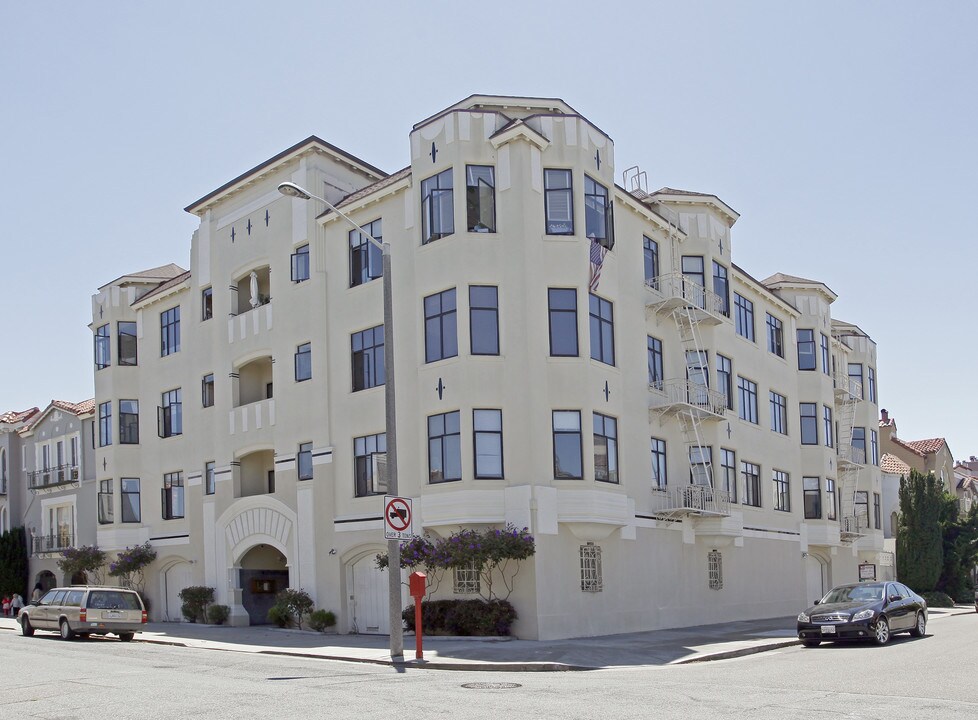 3757 Webster St in San Francisco, CA - Building Photo