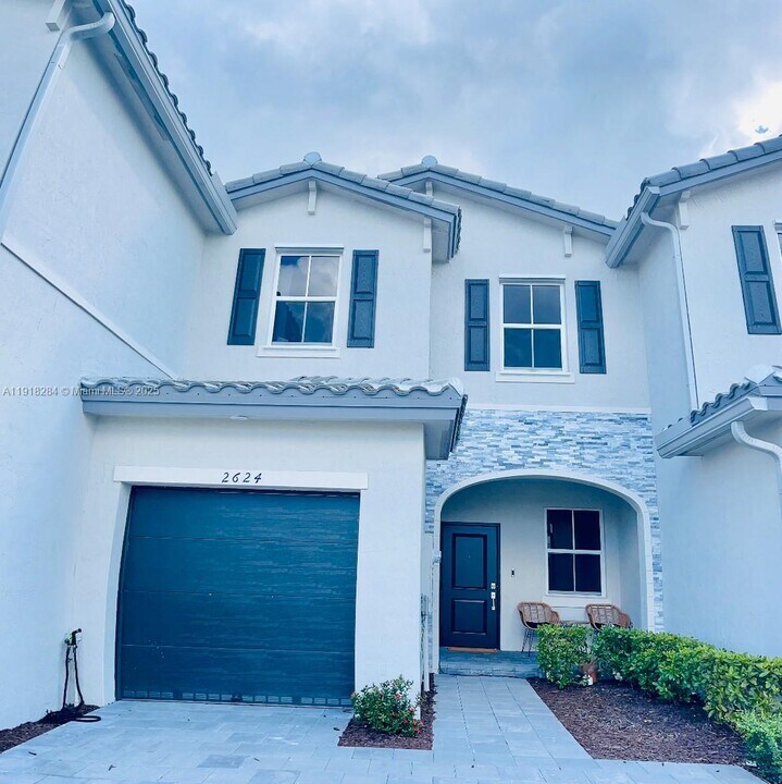 2624 SE 11th Ct in Homestead, FL - Building Photo