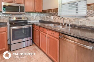 11734 Cape Horn Ave in Jacksonville, FL - Building Photo - Building Photo