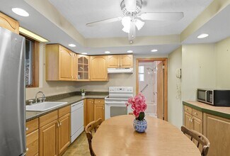 60 Haines St in Medford, MA - Foto de edificio - Building Photo