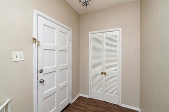 5300 Wonder Dr in Fort Worth, TX - Building Photo - Building Photo