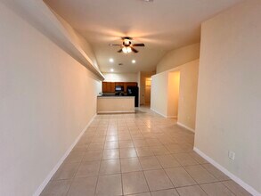 3215 SW Santa Barbara Pl in Cape Coral, FL - Building Photo - Building Photo