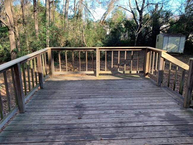 Precious 1BR/1BA Cottage On N Ross in Auburn, AL - Building Photo - Building Photo