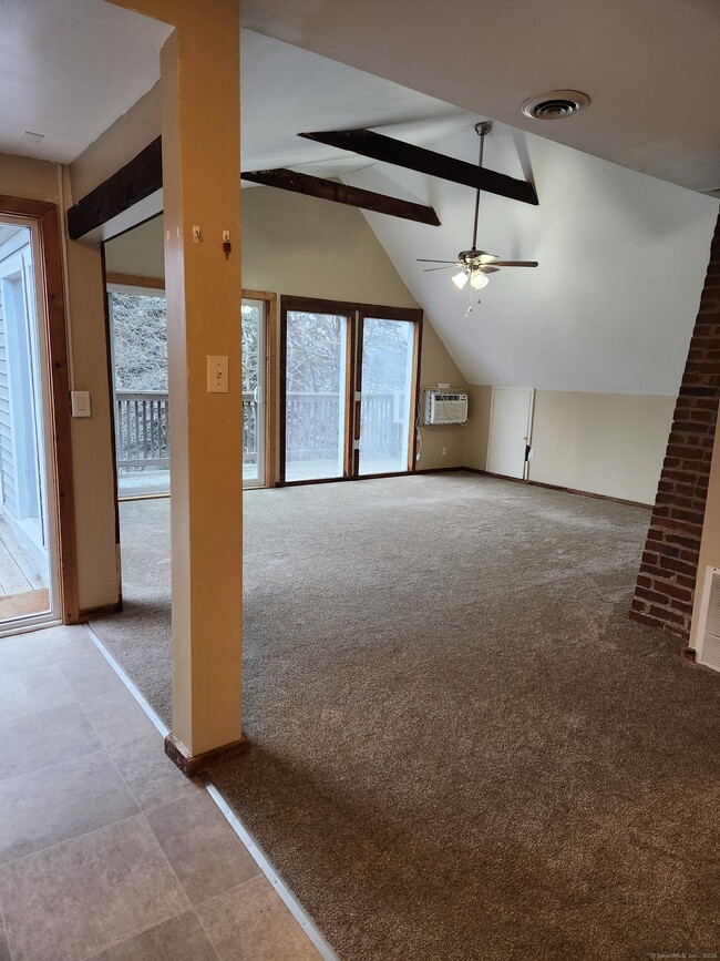 property at 320 Lestertown Rd