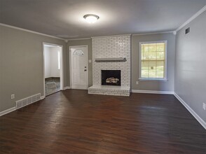 4230 Park Forest Dr in Memphis, TN - Building Photo - Building Photo