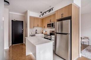 330 Metcalfe in Ottawa, ON - Building Photo