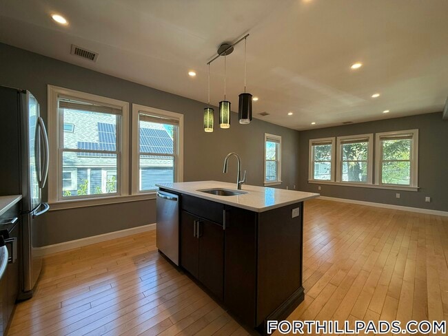 31-33 Thornton St. in Boston, MA - Building Photo - Building Photo